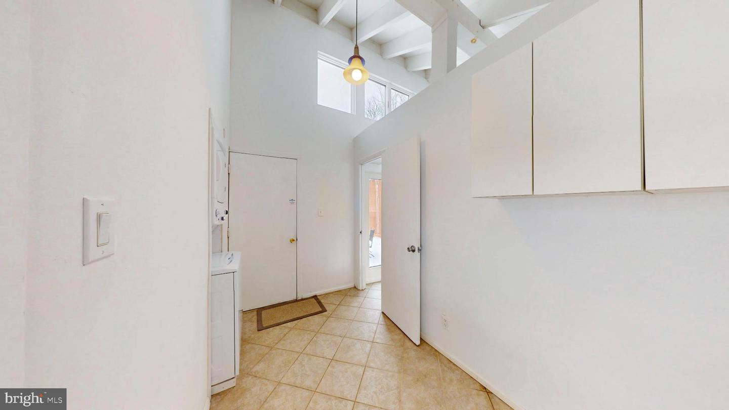 11813 VALE RD, OAKTON, Virginia 22124, 4 Bedrooms Bedrooms, 7 Rooms Rooms,2 BathroomsBathrooms,Residential,For sale,11813 VALE RD,VAFX2286274 MLS # VAFX2286274