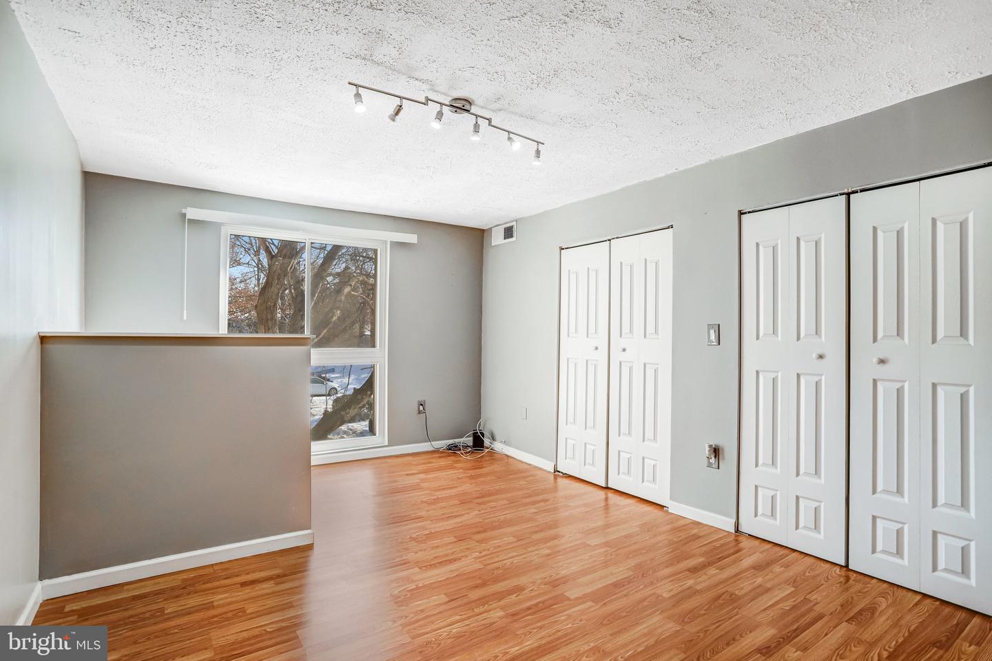 5612 BLOOMFIELD DR #204, ALEXANDRIA, Virginia 22312, 1 Bedroom Bedrooms, ,1 BathroomBathrooms,Residential,For sale,5612 BLOOMFIELD DR #204,VAFX2286310 MLS # VAFX2286310