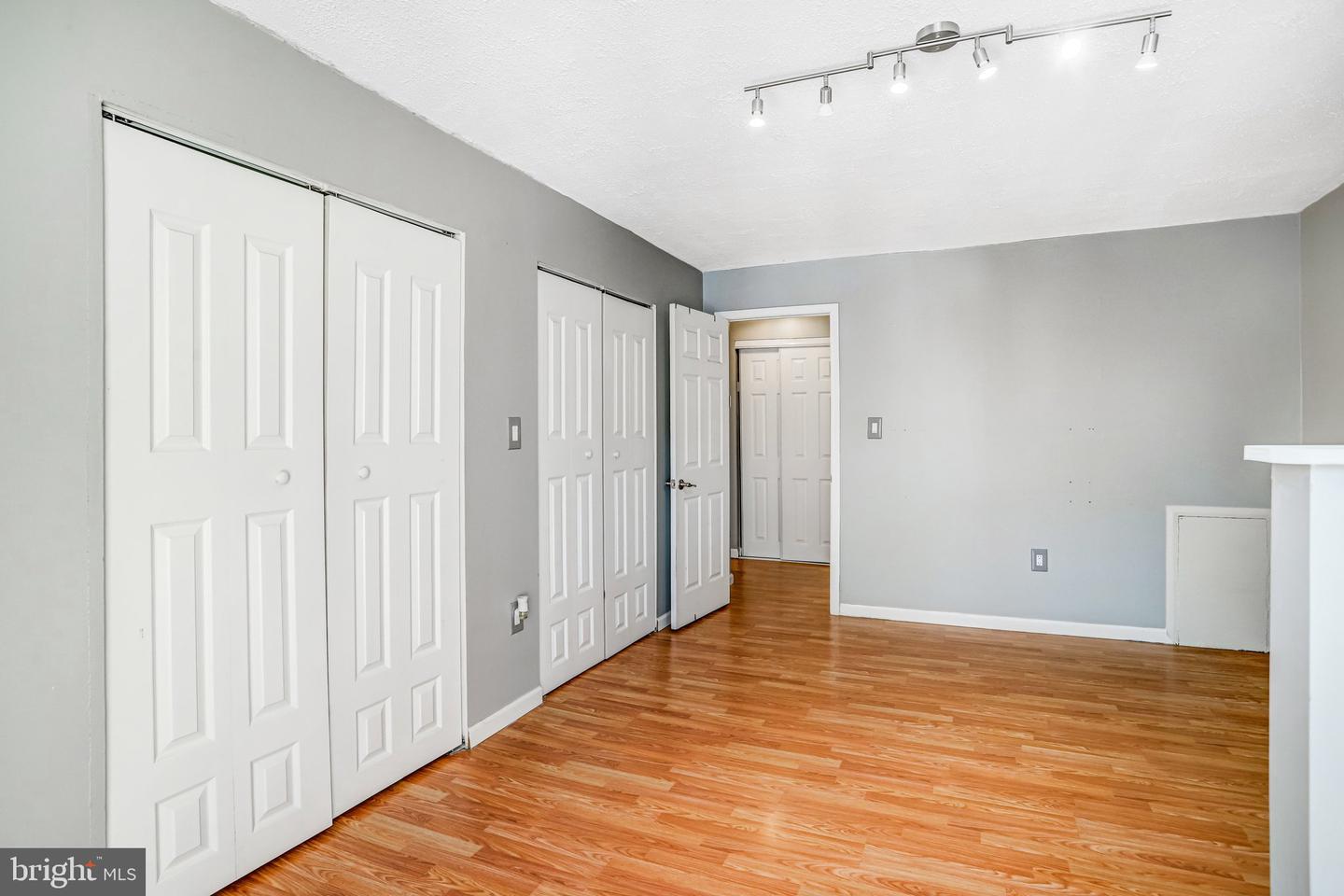 5612 BLOOMFIELD DR #204, ALEXANDRIA, Virginia 22312, 1 Bedroom Bedrooms, ,1 BathroomBathrooms,Residential,For sale,5612 BLOOMFIELD DR #204,VAFX2286310 MLS # VAFX2286310