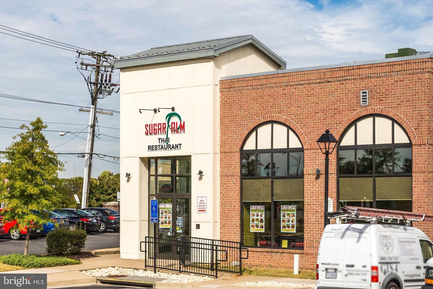 5612 BLOOMFIELD DR #204, ALEXANDRIA, Virginia 22312, 1 Bedroom Bedrooms, ,1 BathroomBathrooms,Residential,For sale,5612 BLOOMFIELD DR #204,VAFX2286310 MLS # VAFX2286310