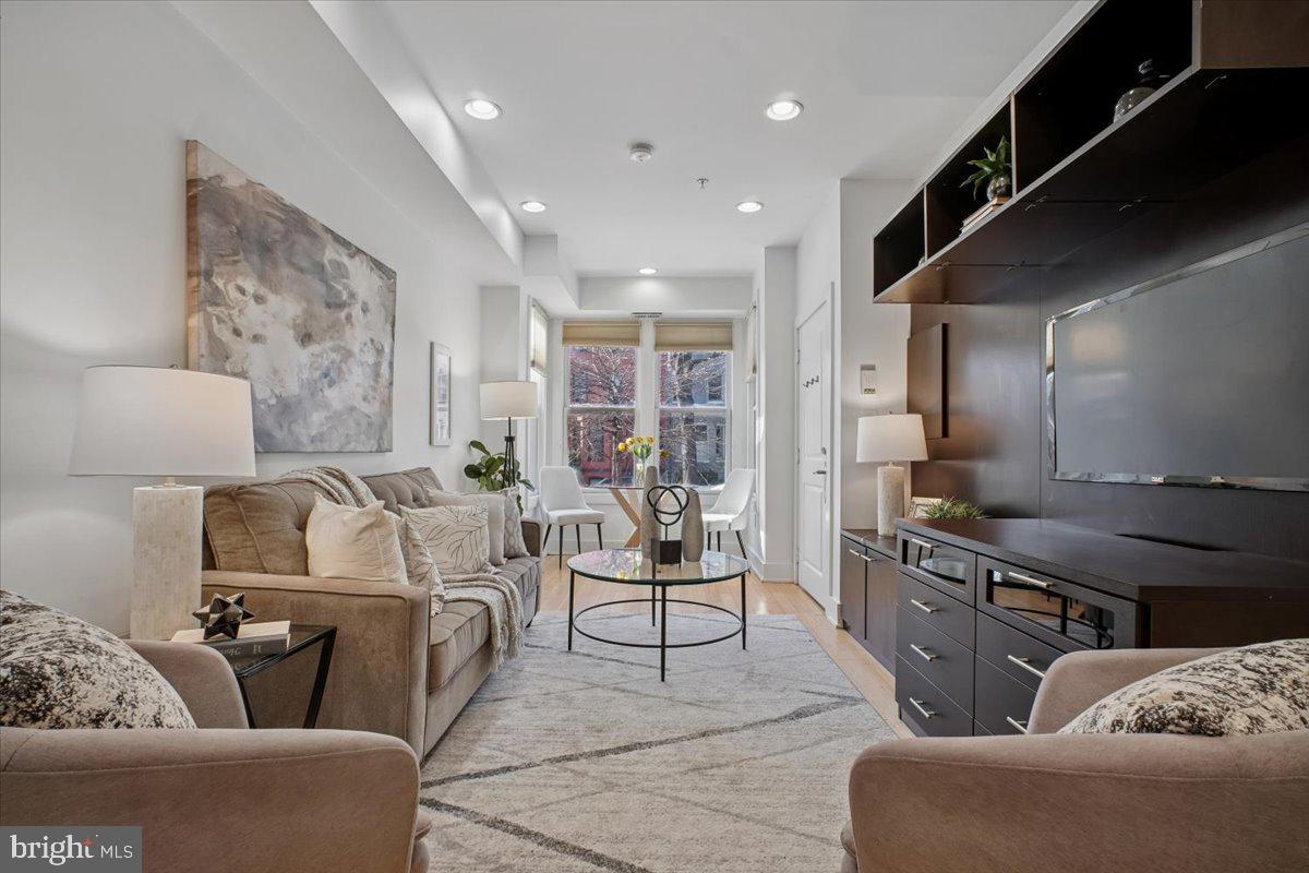 1215 11TH ST NW #1, WASHINGTON, District Of Columbia 20001, 1 Bedroom Bedrooms, ,1 BathroomBathrooms,Residential,For sale,1215 11TH ST NW #1,DCDC2242036 MLS # DCDC2242036 1215 11TH ST NW #1, WASHINGTON, District Of Columbia 20001, 1 Bedroom Bedrooms, ,1 BathroomBathrooms,Residential,For sale,1215 11TH ST NW #1,DCDC2242036 MLS # DCDC2242036