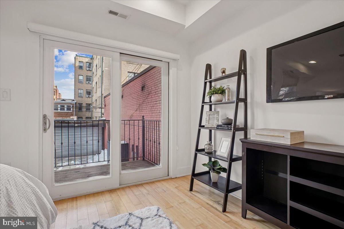 1215 11TH ST NW #1, WASHINGTON, District Of Columbia 20001, 1 Bedroom Bedrooms, ,1 BathroomBathrooms,Residential,For sale,1215 11TH ST NW #1,DCDC2242036 MLS # DCDC2242036 1215 11TH ST NW #1, WASHINGTON, District Of Columbia 20001, 1 Bedroom Bedrooms, ,1 BathroomBathrooms,Residential,For sale,1215 11TH ST NW #1,DCDC2242036 MLS # DCDC2242036