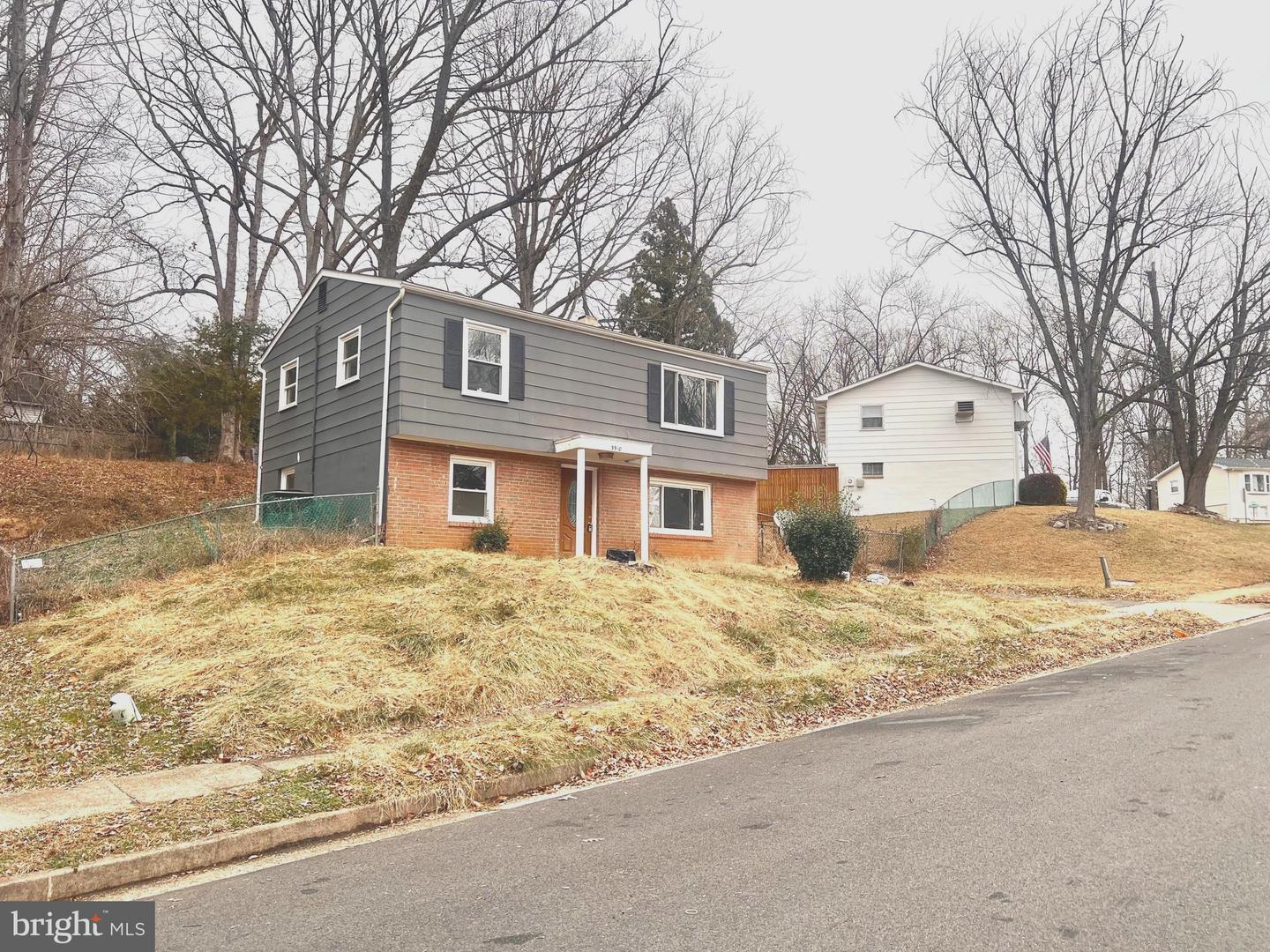 3910 FINDLEY RD, WOODBRIDGE, Virginia 22193, 4 Bedrooms Bedrooms, ,2 BathroomsBathrooms,Residential,For sale,3910 FINDLEY RD,VAPW2110792 MLS # VAPW2110792