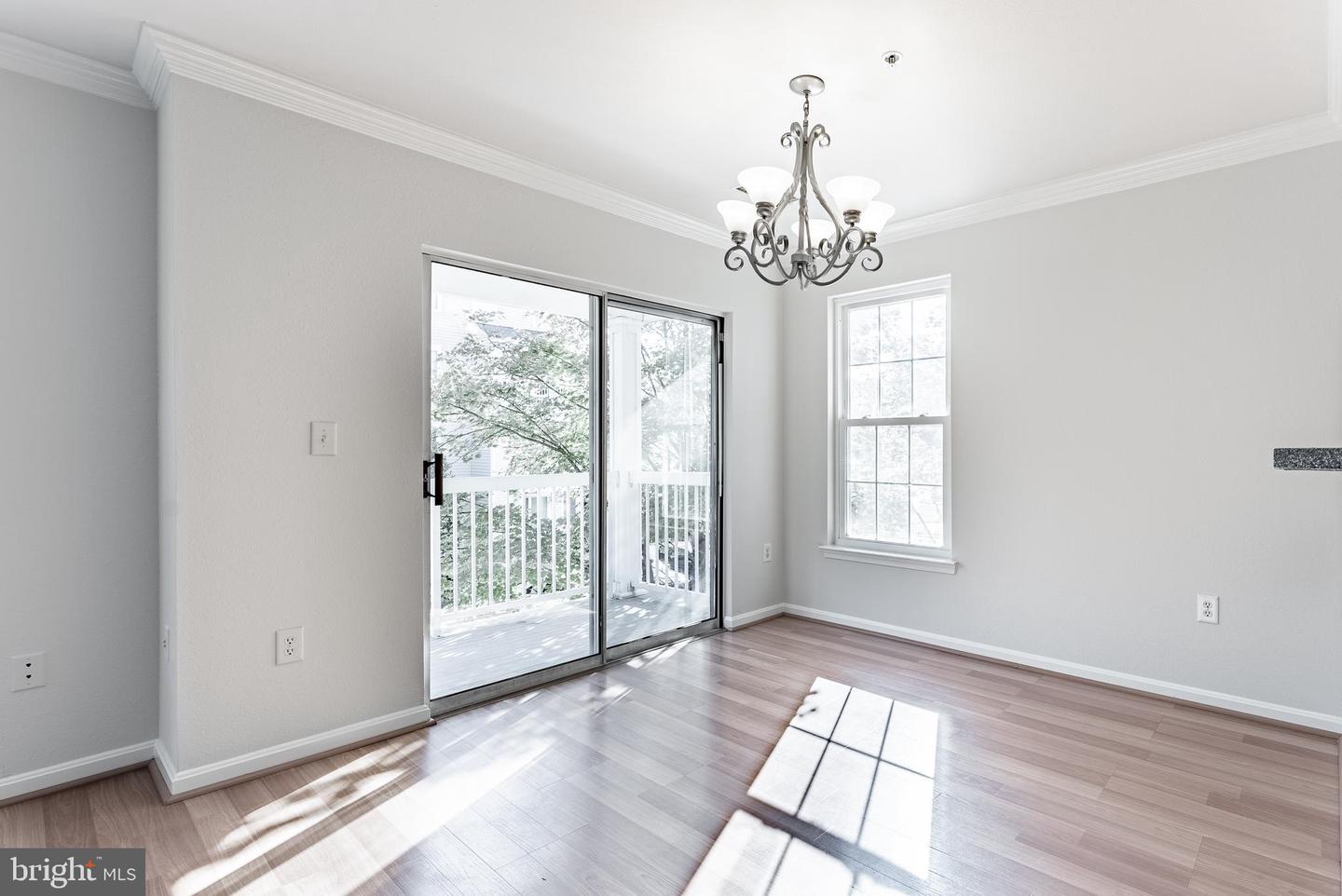 12887 FAIR BRIAR LN, FAIRFAX, Virginia 22033, 2 Bedrooms Bedrooms, ,2 BathroomsBathrooms,Residential,For sale,12887 FAIR BRIAR LN,VAFX2286548 MLS # VAFX2286548