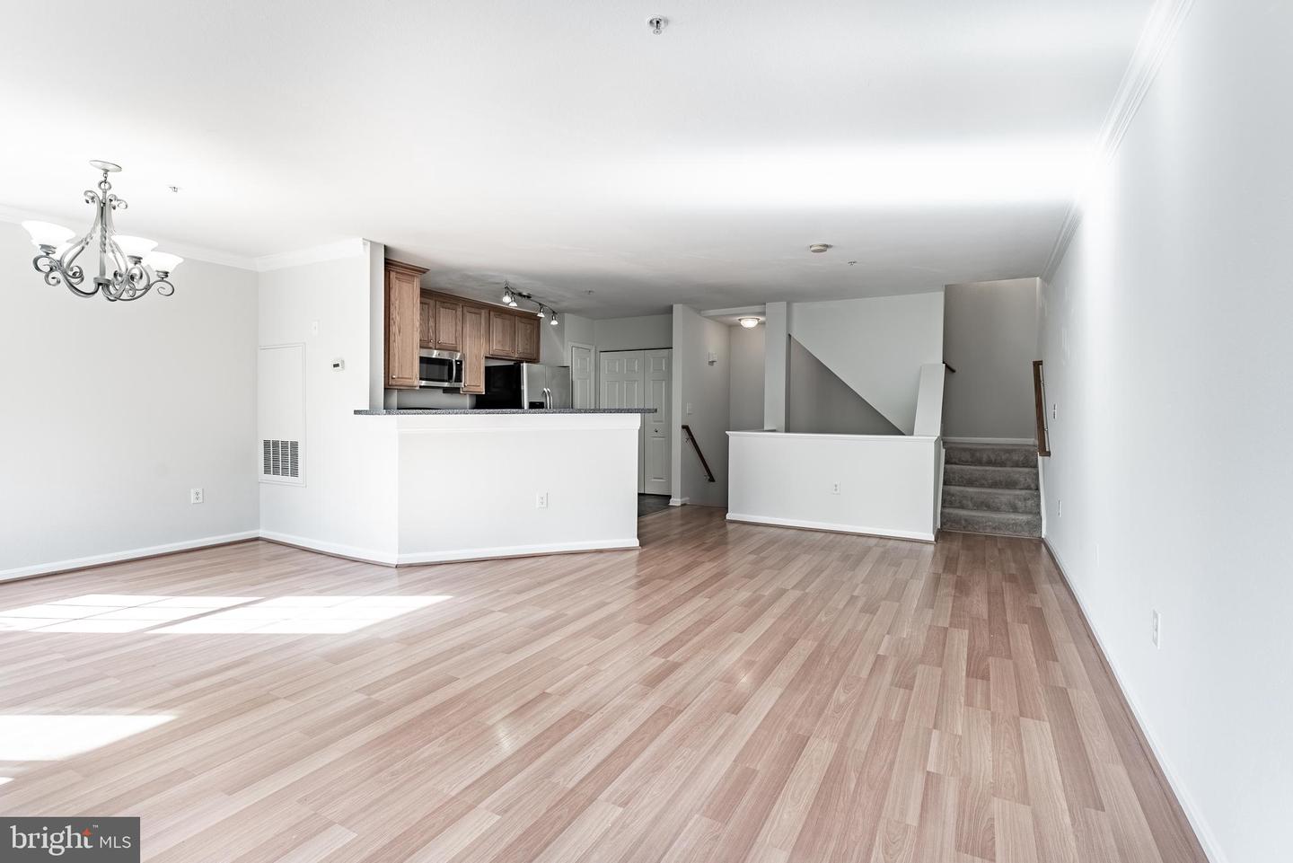 12887 FAIR BRIAR LN, FAIRFAX, Virginia 22033, 2 Bedrooms Bedrooms, ,2 BathroomsBathrooms,Residential,For sale,12887 FAIR BRIAR LN,VAFX2286548 MLS # VAFX2286548