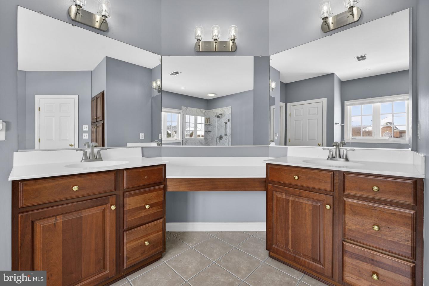 14501 HOLSHIRE WAY, HAYMARKET, Virginia 20169, 4 Bedrooms Bedrooms, ,4 BathroomsBathrooms,Residential,For sale,14501 HOLSHIRE WAY,VAPW2110868 MLS # VAPW2110868