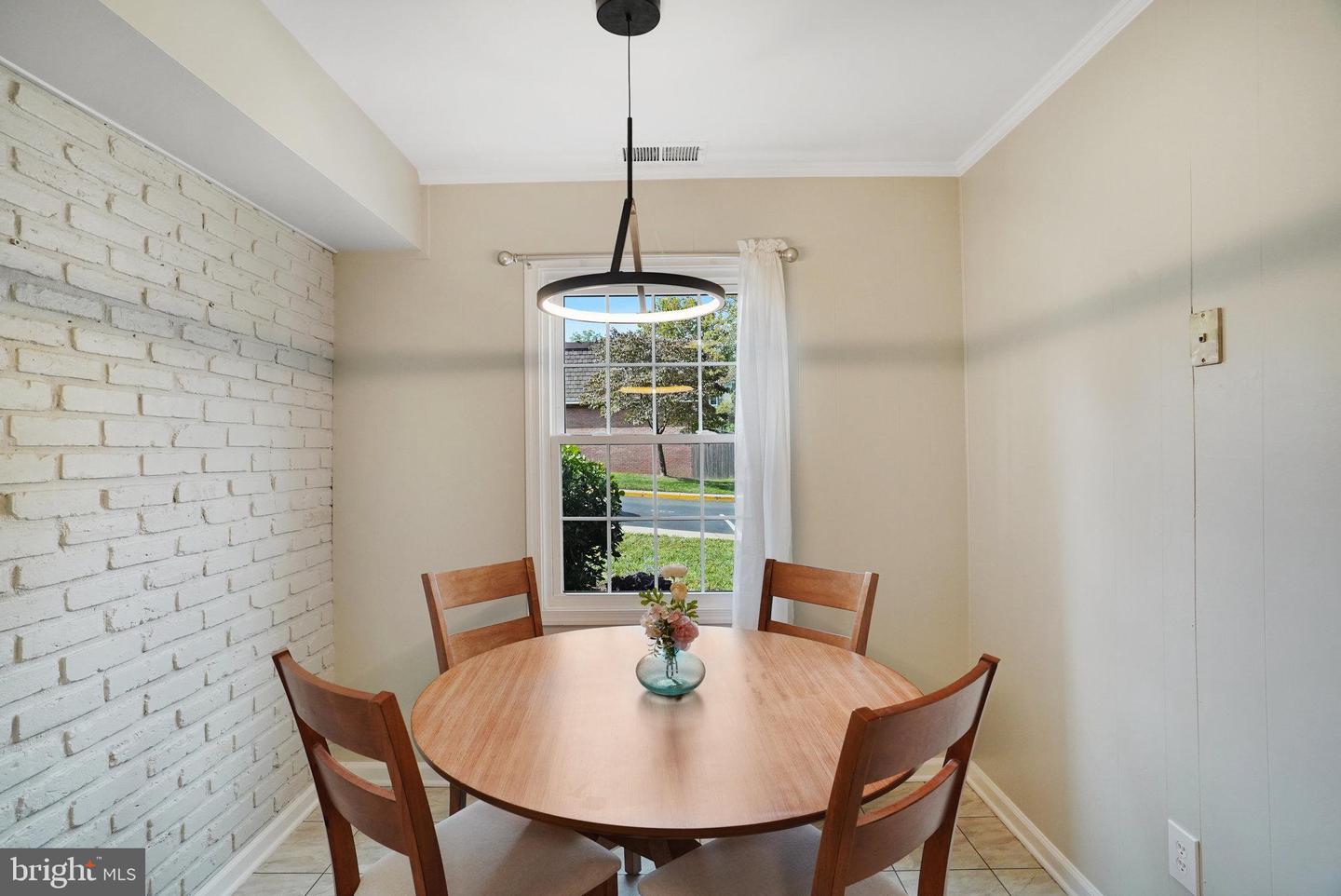 5925 MINUTEMEN RD #248, SPRINGFIELD, Virginia 22152, 2 Bedrooms Bedrooms, ,1 BathroomBathrooms,Residential,For sale,5925 MINUTEMEN RD #248,VAFX2286334 MLS # VAFX2286334