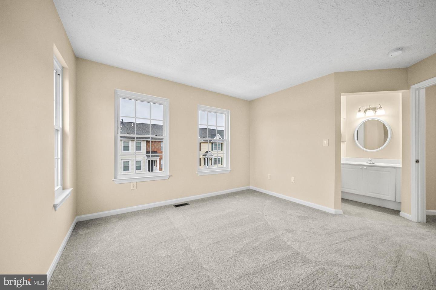 7989 COPPERFIELD WAY, MANASSAS, Virginia 20109, 4 Bedrooms Bedrooms, ,3 BathroomsBathrooms,Residential,For sale,7989 COPPERFIELD WAY,VAPW2110784 MLS # VAPW2110784