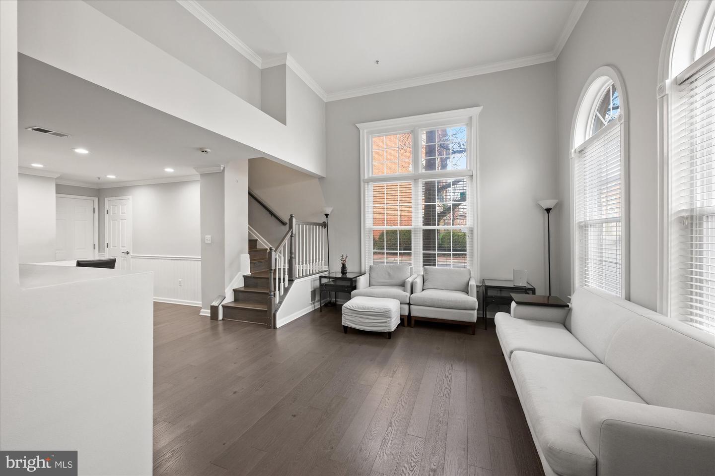 4908-A JOHN TICER DR #A, ALEXANDRIA, Virginia 22304, 2 Bedrooms Bedrooms, ,2 BathroomsBathrooms,Residential,For sale,4908-A JOHN TICER DR #A,VAAX2053290 MLS # VAAX2053290