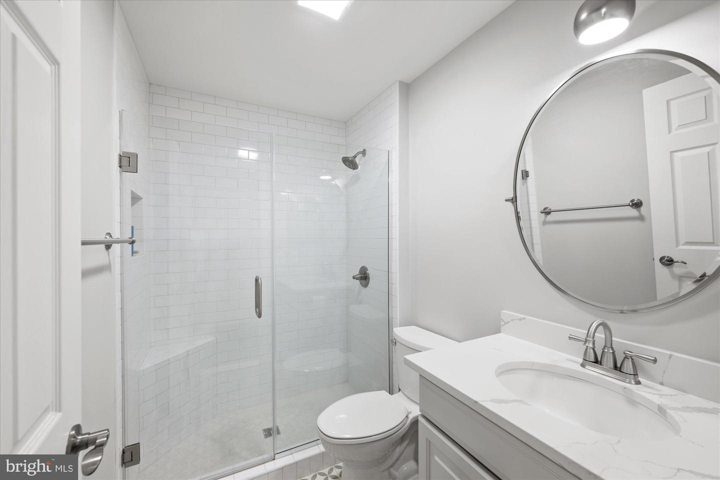 4908-A JOHN TICER DR #A, ALEXANDRIA, Virginia 22304, 2 Bedrooms Bedrooms, ,2 BathroomsBathrooms,Residential,For sale,4908-A JOHN TICER DR #A,VAAX2053290 MLS # VAAX2053290