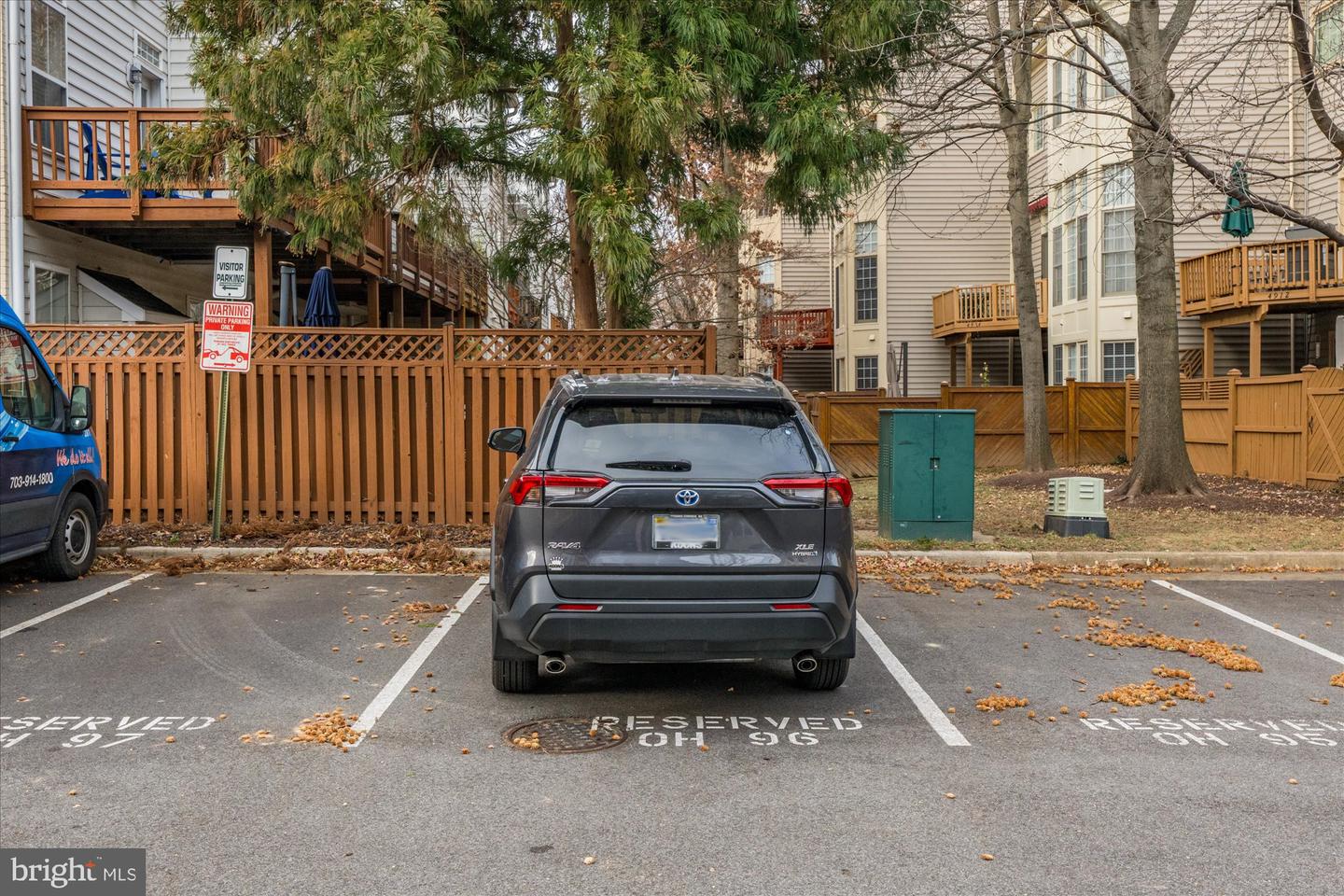 4908-A JOHN TICER DR #A, ALEXANDRIA, Virginia 22304, 2 Bedrooms Bedrooms, ,2 BathroomsBathrooms,Residential,For sale,4908-A JOHN TICER DR #A,VAAX2053290 MLS # VAAX2053290