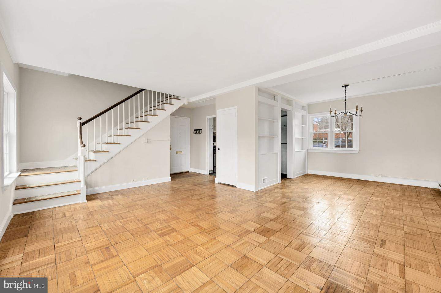 1455 MARTHA CUSTIS DR, ALEXANDRIA, Virginia 22302, 3 Bedrooms Bedrooms, ,1 BathroomBathrooms,Residential,For sale,1455 MARTHA CUSTIS DR,VAAX2053322 MLS # VAAX2053322