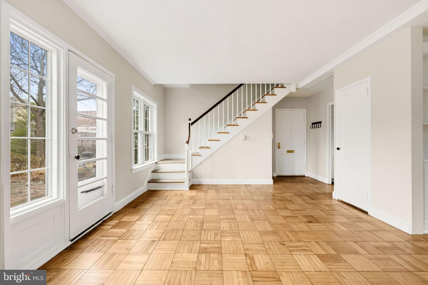 1455 MARTHA CUSTIS DR, ALEXANDRIA, Virginia 22302, 3 Bedrooms Bedrooms, ,1 BathroomBathrooms,Residential,For sale,1455 MARTHA CUSTIS DR,VAAX2053322 MLS # VAAX2053322