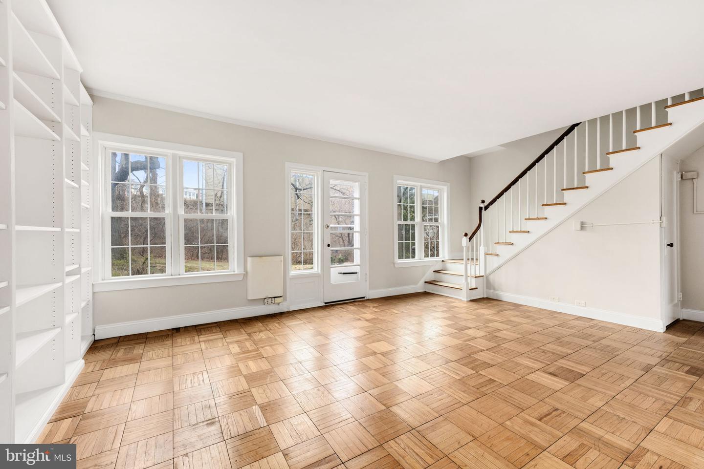 1455 MARTHA CUSTIS DR, ALEXANDRIA, Virginia 22302, 3 Bedrooms Bedrooms, ,1 BathroomBathrooms,Residential,For sale,1455 MARTHA CUSTIS DR,VAAX2053322 MLS # VAAX2053322