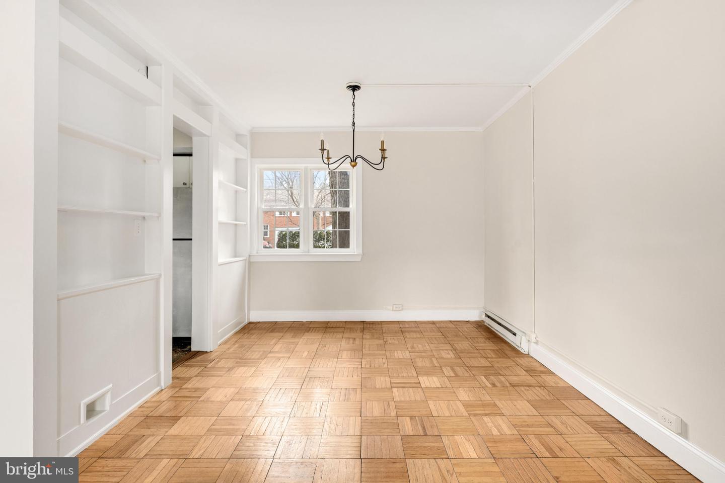 1455 MARTHA CUSTIS DR, ALEXANDRIA, Virginia 22302, 3 Bedrooms Bedrooms, ,1 BathroomBathrooms,Residential,For sale,1455 MARTHA CUSTIS DR,VAAX2053322 MLS # VAAX2053322