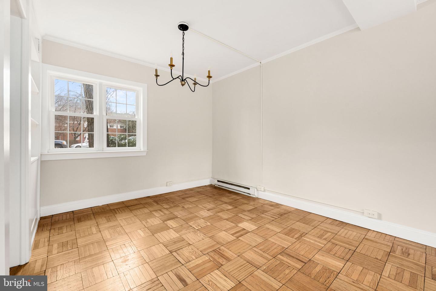 1455 MARTHA CUSTIS DR, ALEXANDRIA, Virginia 22302, 3 Bedrooms Bedrooms, ,1 BathroomBathrooms,Residential,For sale,1455 MARTHA CUSTIS DR,VAAX2053322 MLS # VAAX2053322