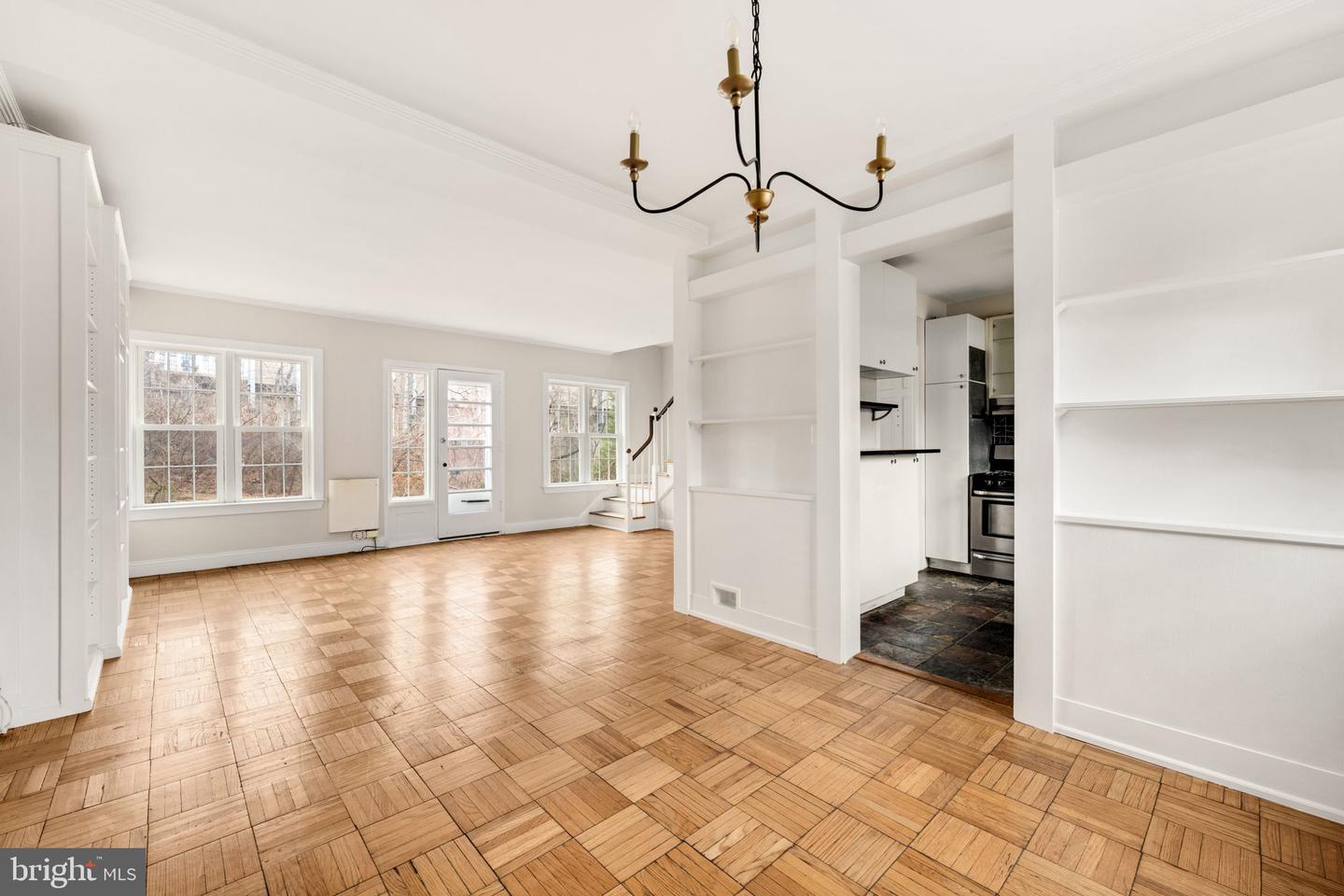 1455 MARTHA CUSTIS DR, ALEXANDRIA, Virginia 22302, 3 Bedrooms Bedrooms, ,1 BathroomBathrooms,Residential,For sale,1455 MARTHA CUSTIS DR,VAAX2053322 MLS # VAAX2053322