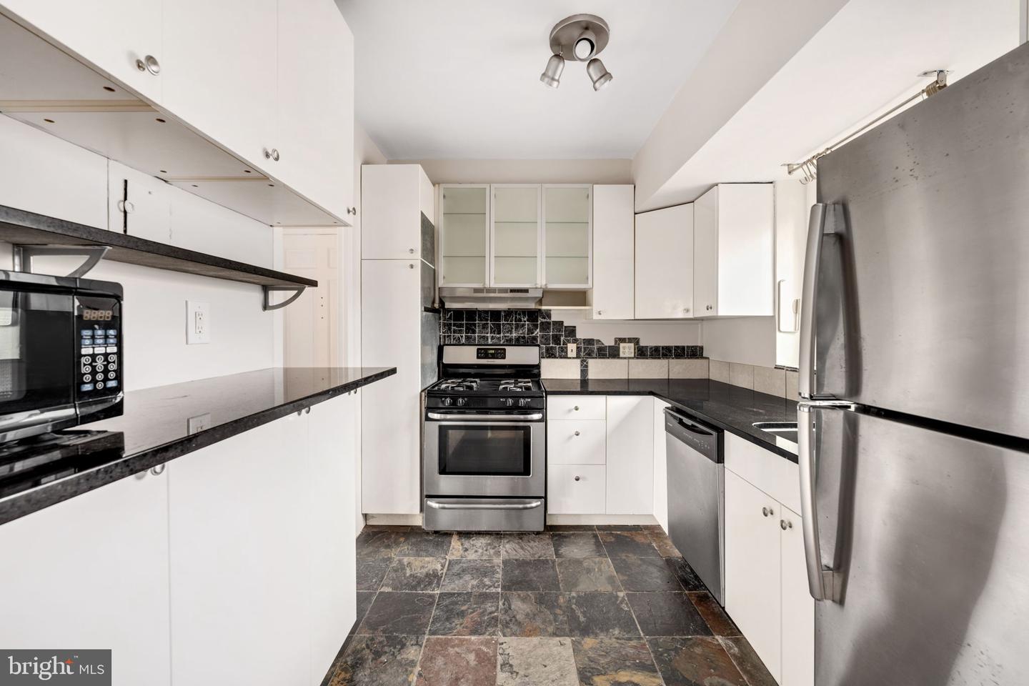 1455 MARTHA CUSTIS DR, ALEXANDRIA, Virginia 22302, 3 Bedrooms Bedrooms, ,1 BathroomBathrooms,Residential,For sale,1455 MARTHA CUSTIS DR,VAAX2053322 MLS # VAAX2053322