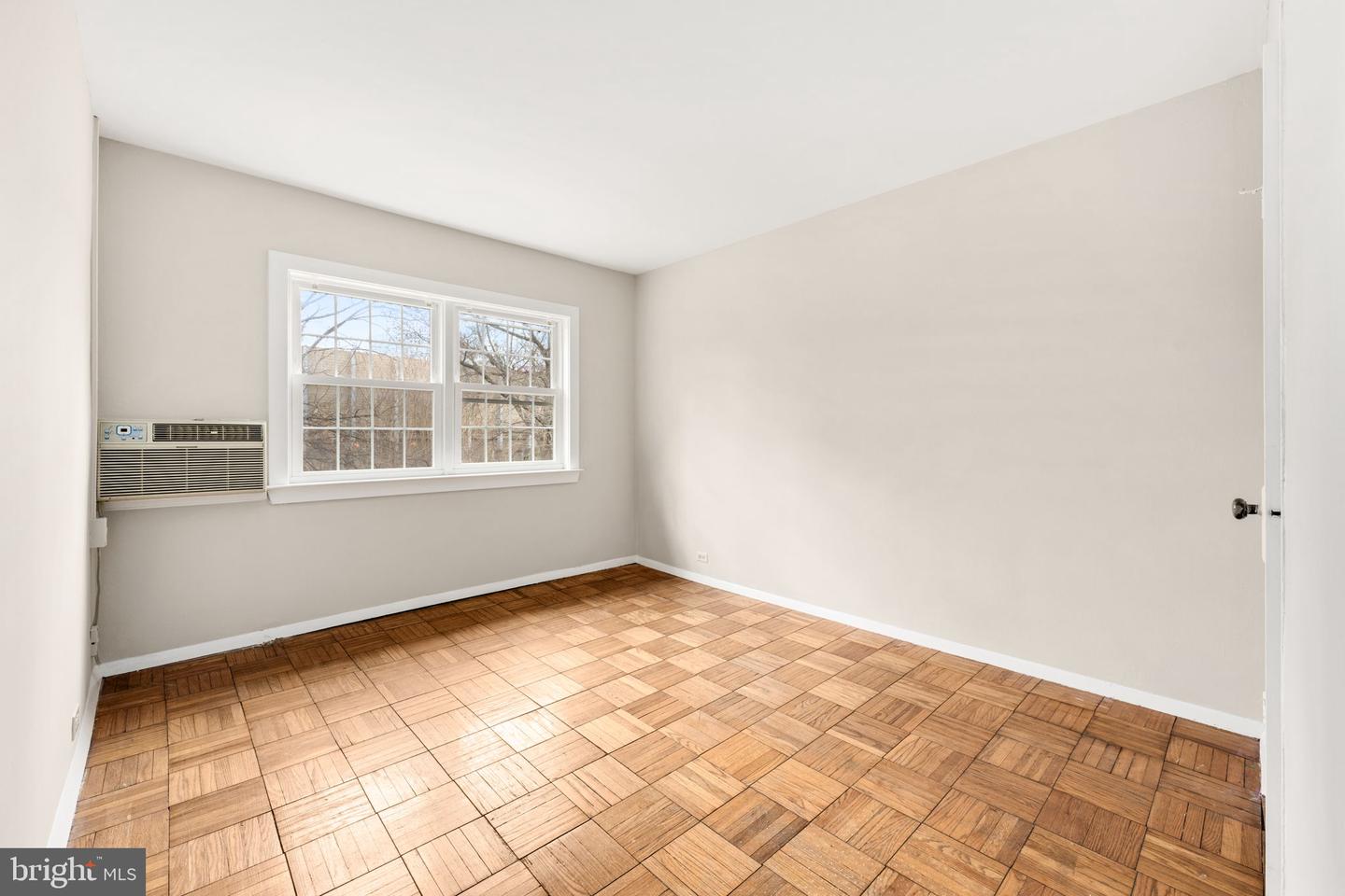 1455 MARTHA CUSTIS DR, ALEXANDRIA, Virginia 22302, 3 Bedrooms Bedrooms, ,1 BathroomBathrooms,Residential,For sale,1455 MARTHA CUSTIS DR,VAAX2053322 MLS # VAAX2053322