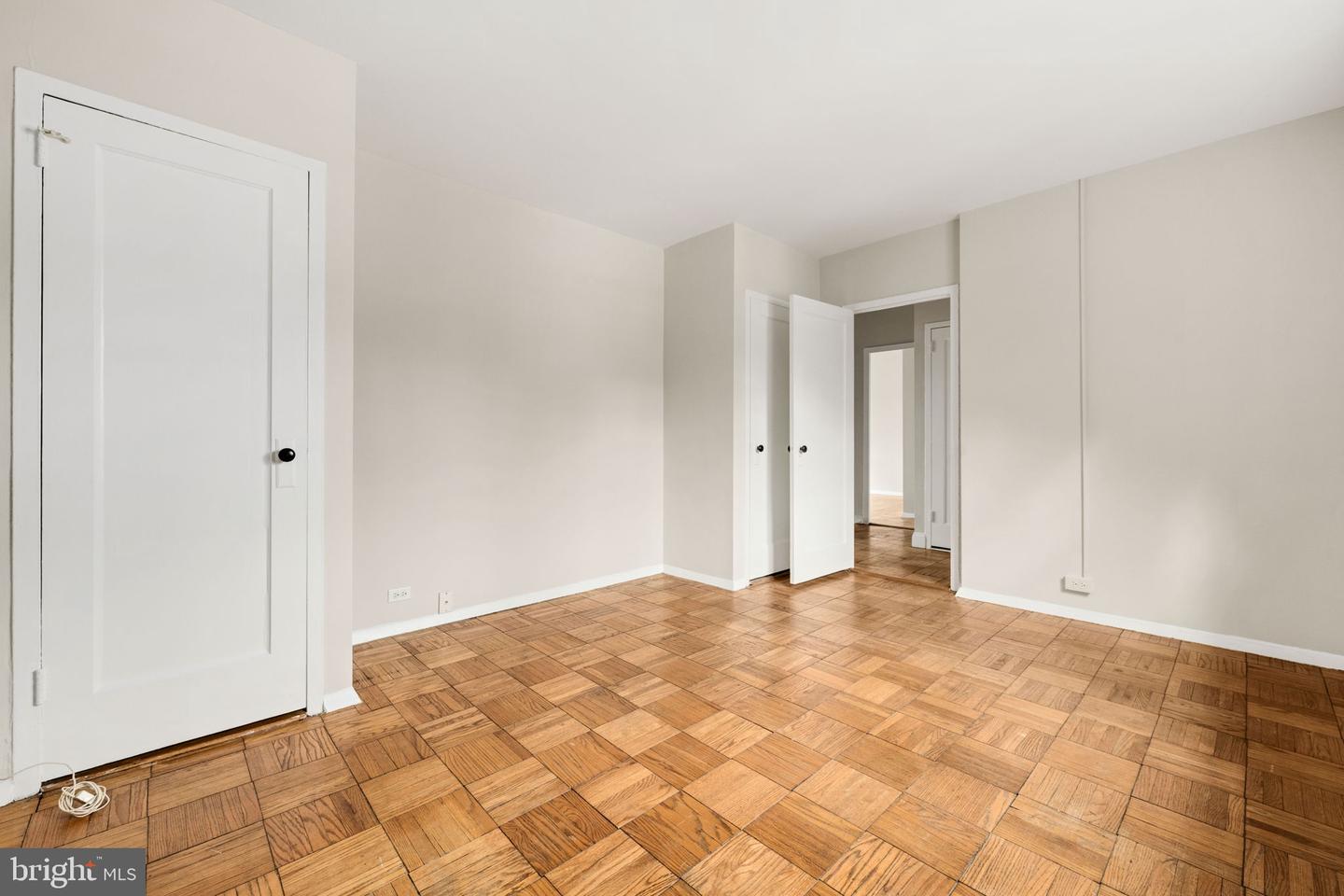 1455 MARTHA CUSTIS DR, ALEXANDRIA, Virginia 22302, 3 Bedrooms Bedrooms, ,1 BathroomBathrooms,Residential,For sale,1455 MARTHA CUSTIS DR,VAAX2053322 MLS # VAAX2053322