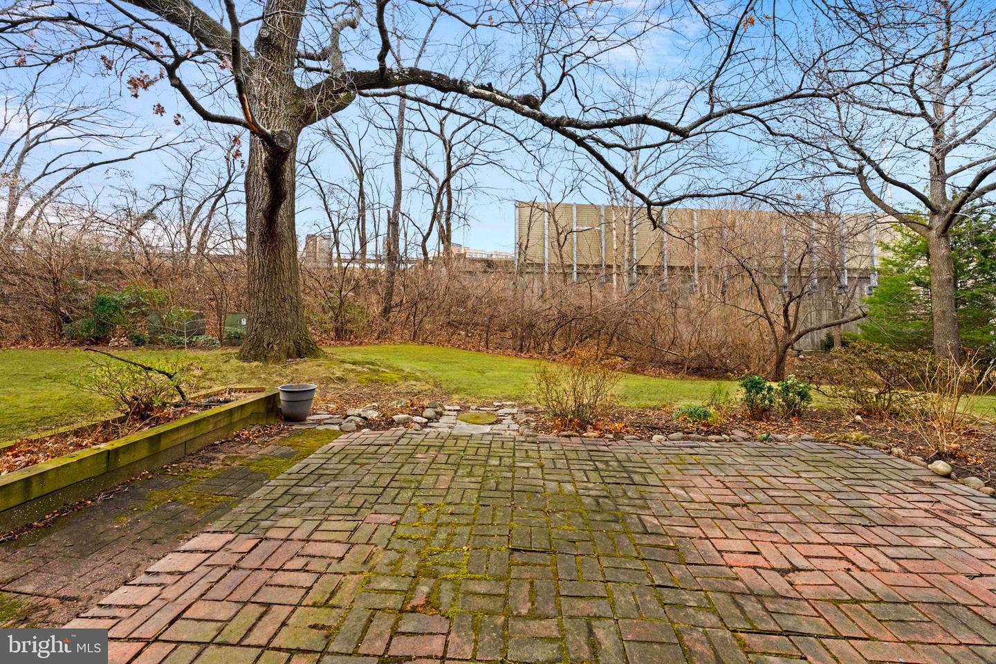 1455 MARTHA CUSTIS DR, ALEXANDRIA, Virginia 22302, 3 Bedrooms Bedrooms, ,1 BathroomBathrooms,Residential,For sale,1455 MARTHA CUSTIS DR,VAAX2053322 MLS # VAAX2053322