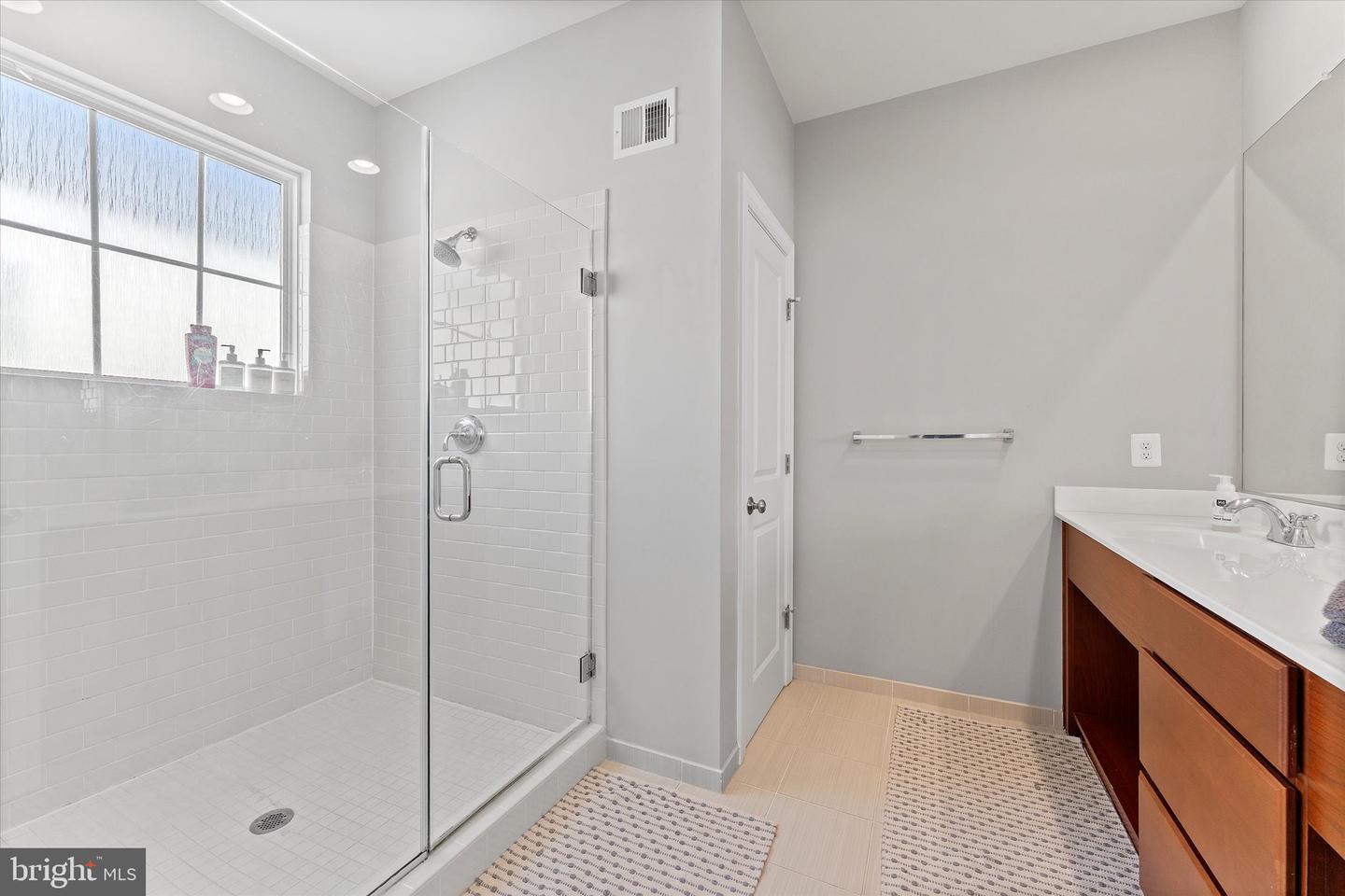 20433 SAVIN HILL DR, ASHBURN, Virginia 20147, 5 Bedrooms Bedrooms, ,4 BathroomsBathrooms,Residential,For sale,20433 SAVIN HILL DR,VALO2114260 MLS # VALO2114260