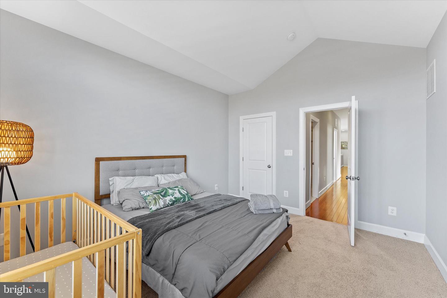 20433 SAVIN HILL DR, ASHBURN, Virginia 20147, 5 Bedrooms Bedrooms, ,4 BathroomsBathrooms,Residential,For sale,20433 SAVIN HILL DR,VALO2114260 MLS # VALO2114260