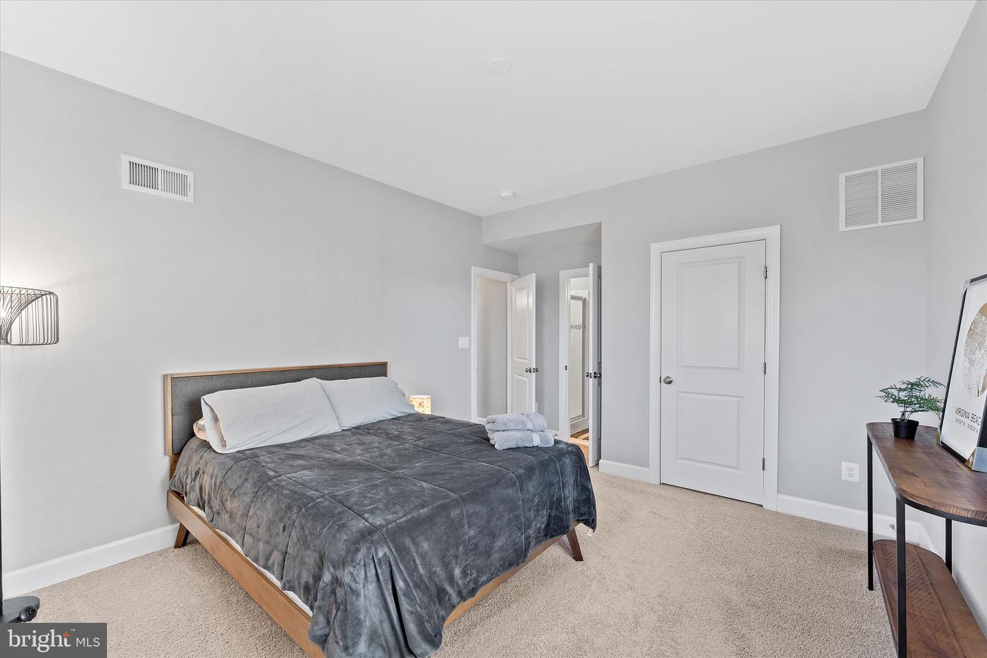 20433 SAVIN HILL DR, ASHBURN, Virginia 20147, 5 Bedrooms Bedrooms, ,4 BathroomsBathrooms,Residential,For sale,20433 SAVIN HILL DR,VALO2114260 MLS # VALO2114260