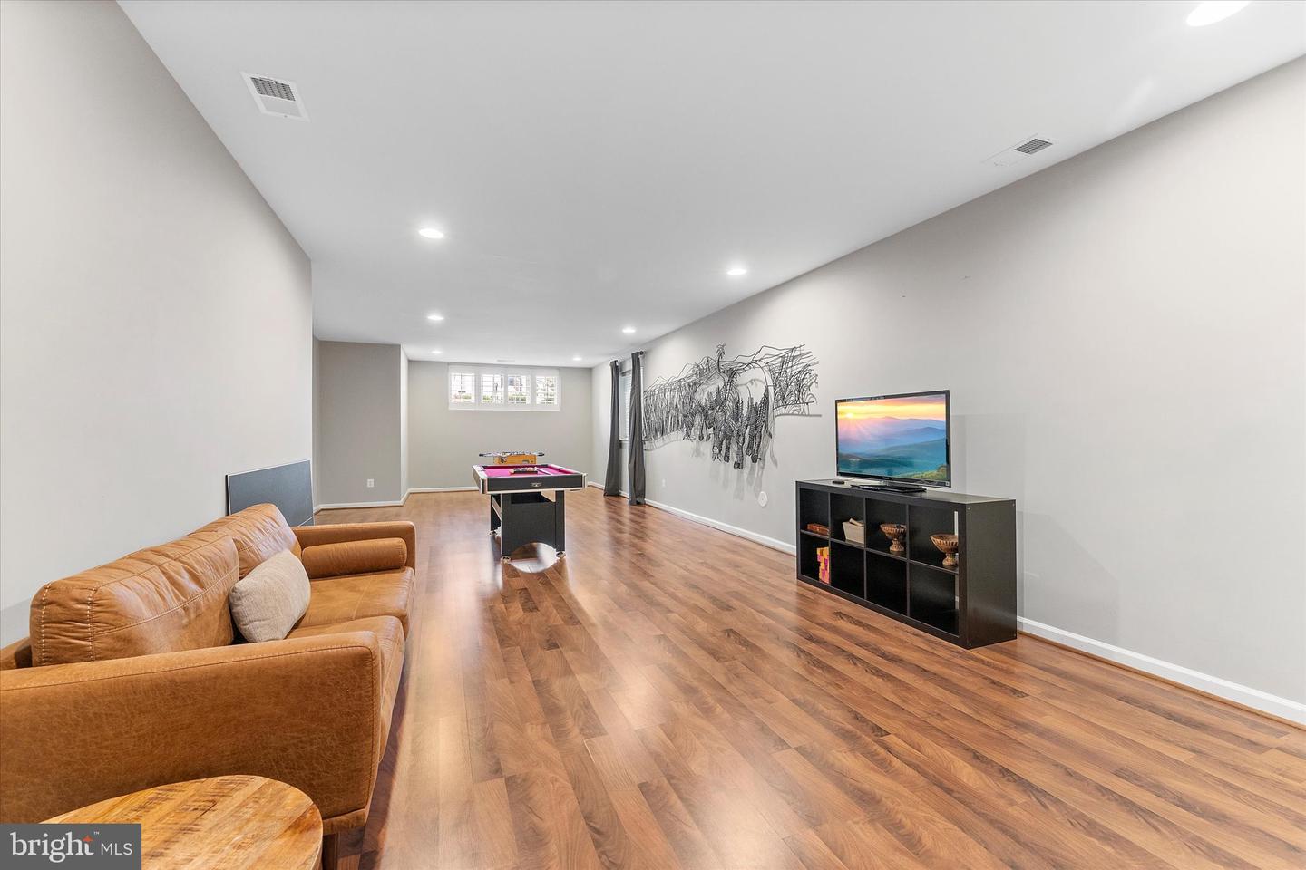 20433 SAVIN HILL DR, ASHBURN, Virginia 20147, 5 Bedrooms Bedrooms, ,4 BathroomsBathrooms,Residential,For sale,20433 SAVIN HILL DR,VALO2114260 MLS # VALO2114260