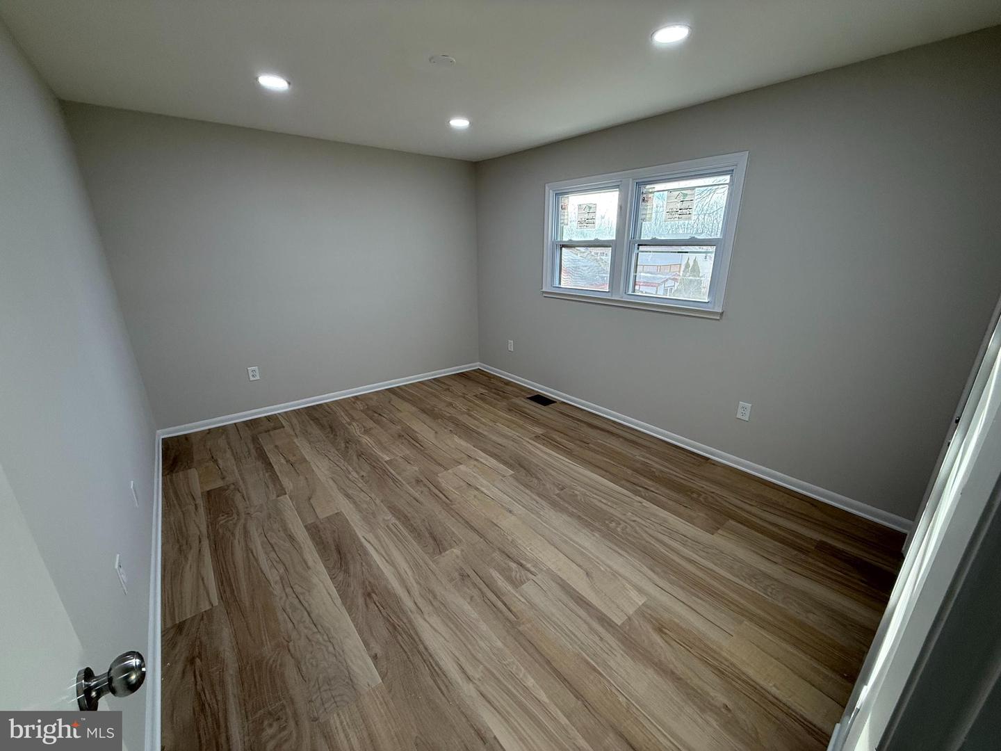 13860 LANGSTONE DR, WOODBRIDGE, Virginia 22193, 3 Bedrooms Bedrooms, ,2 BathroomsBathrooms,Residential,For sale,13860 LANGSTONE DR,VAPW2110754 MLS # VAPW2110754