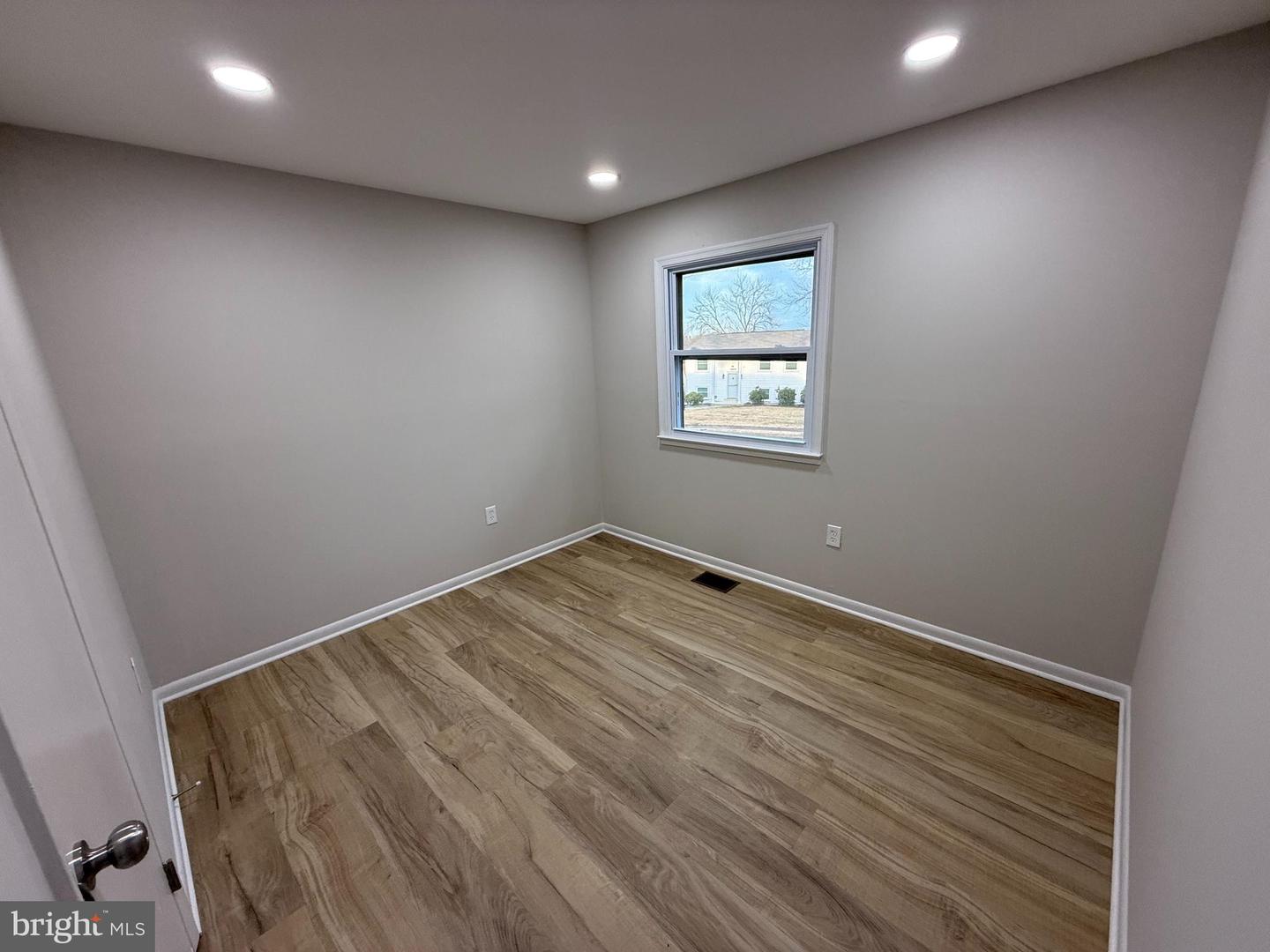 13860 LANGSTONE DR, WOODBRIDGE, Virginia 22193, 3 Bedrooms Bedrooms, ,2 BathroomsBathrooms,Residential,For sale,13860 LANGSTONE DR,VAPW2110754 MLS # VAPW2110754