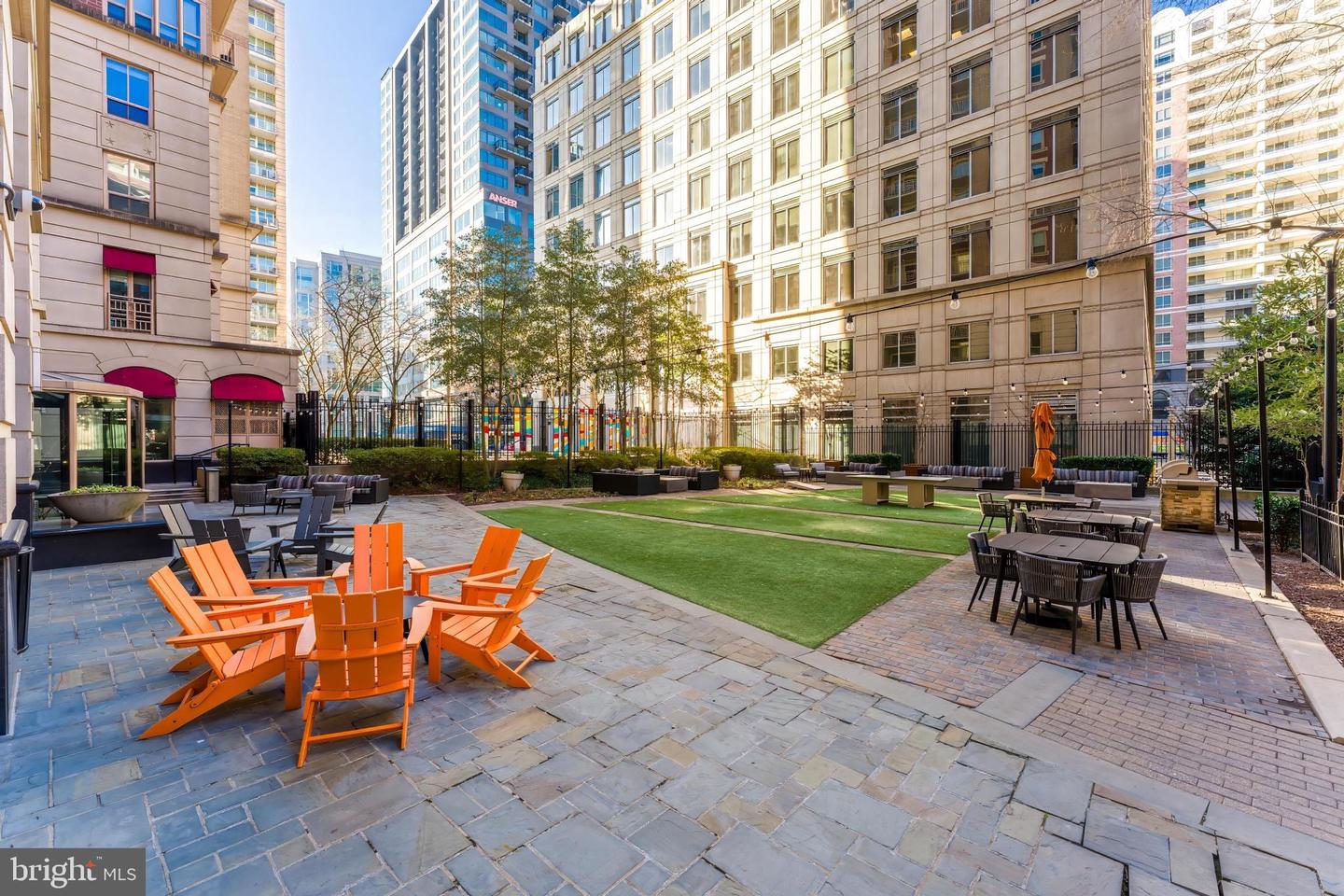 888 N QUINCY ST #1401, ARLINGTON, Virginia 22203, 2 Bedrooms Bedrooms, 8 Rooms Rooms,2 BathroomsBathrooms,Residential,For sale,888 N QUINCY ST #1401,VAAR2067876 MLS # VAAR2067876