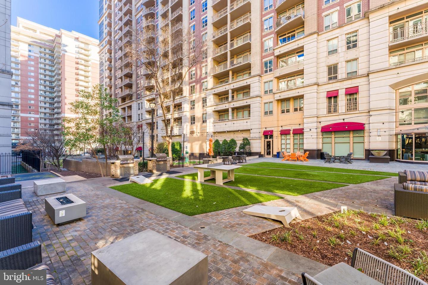 888 N QUINCY ST #1401, ARLINGTON, Virginia 22203, 2 Bedrooms Bedrooms, 8 Rooms Rooms,2 BathroomsBathrooms,Residential,For sale,888 N QUINCY ST #1401,VAAR2067876 MLS # VAAR2067876