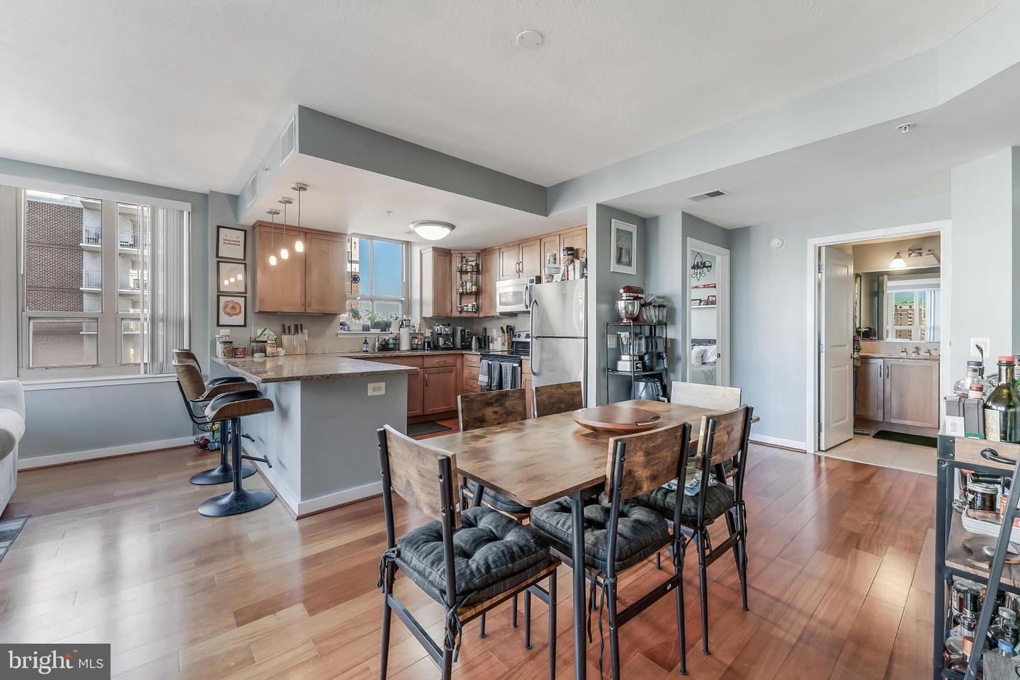 888 N QUINCY ST #1401, ARLINGTON, Virginia 22203, 2 Bedrooms Bedrooms, 8 Rooms Rooms,2 BathroomsBathrooms,Residential,For sale,888 N QUINCY ST #1401,VAAR2067876 MLS # VAAR2067876