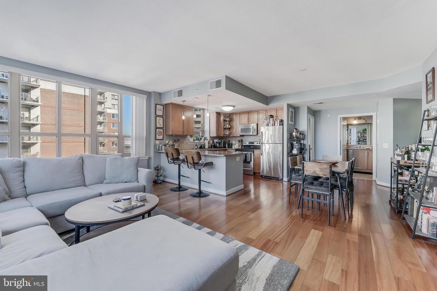 888 N QUINCY ST #1401, ARLINGTON, Virginia 22203, 2 Bedrooms Bedrooms, 8 Rooms Rooms,2 BathroomsBathrooms,Residential,For sale,888 N QUINCY ST #1401,VAAR2067876 MLS # VAAR2067876