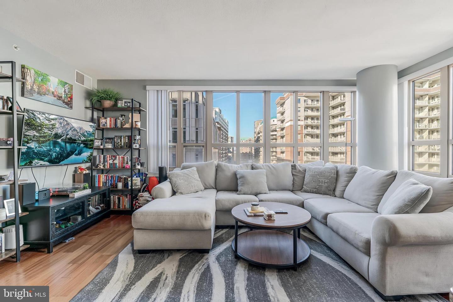 888 N QUINCY ST #1401, ARLINGTON, Virginia 22203, 2 Bedrooms Bedrooms, 8 Rooms Rooms,2 BathroomsBathrooms,Residential,For sale,888 N QUINCY ST #1401,VAAR2067876 MLS # VAAR2067876