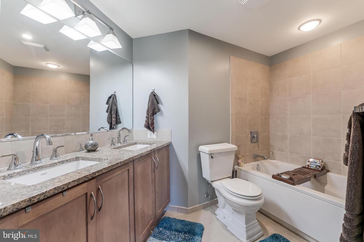 888 N QUINCY ST #1401, ARLINGTON, Virginia 22203, 2 Bedrooms Bedrooms, 8 Rooms Rooms,2 BathroomsBathrooms,Residential,For sale,888 N QUINCY ST #1401,VAAR2067876 MLS # VAAR2067876