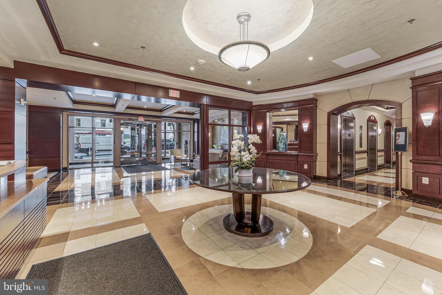 888 N QUINCY ST #1401, ARLINGTON, Virginia 22203, 2 Bedrooms Bedrooms, 8 Rooms Rooms,2 BathroomsBathrooms,Residential,For sale,888 N QUINCY ST #1401,VAAR2067876 MLS # VAAR2067876