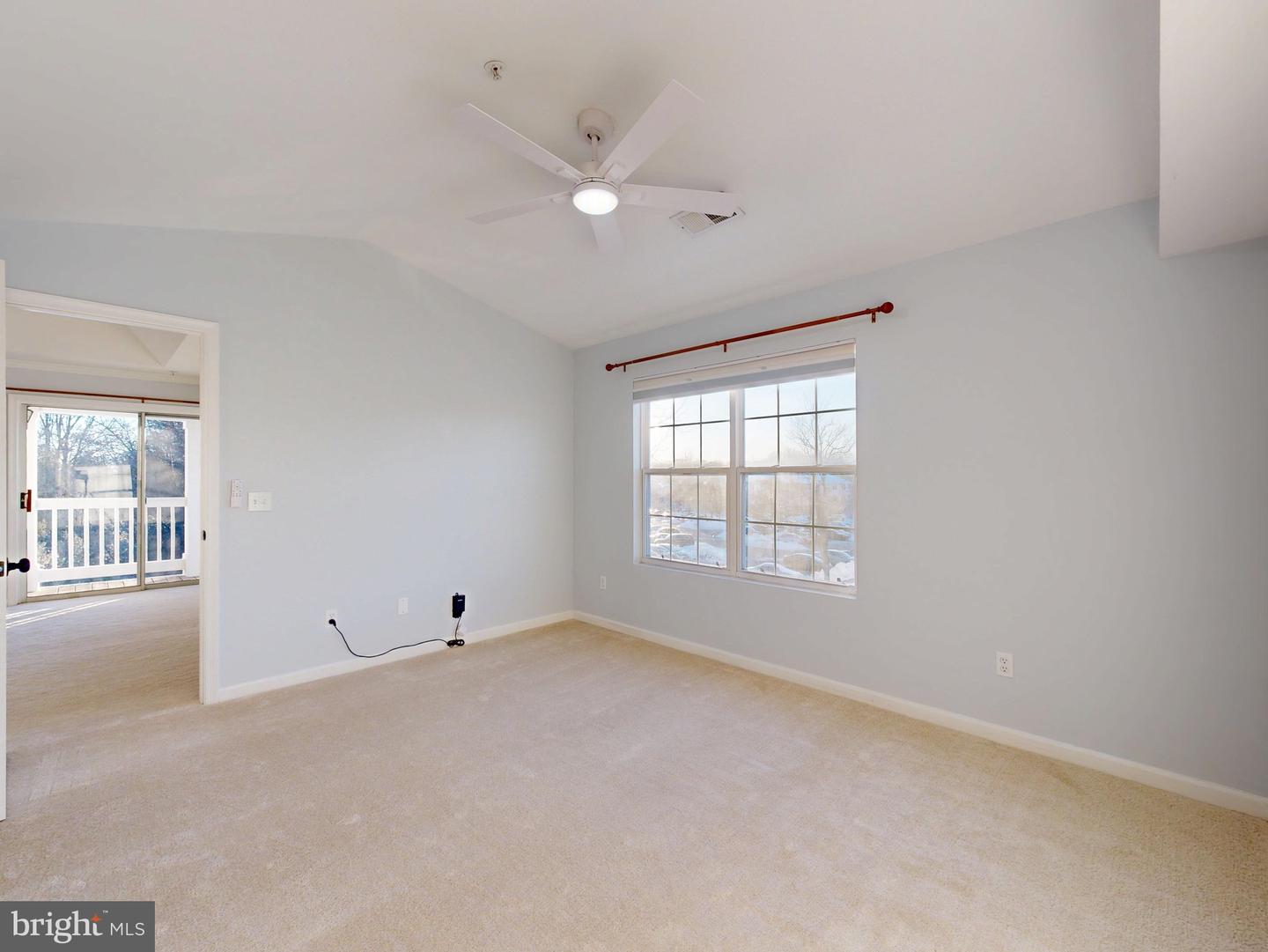 14196 CUDDY LOOP #304, WOODBRIDGE, Virginia 22193, 2 Bedrooms Bedrooms, ,2 BathroomsBathrooms,Residential,For sale,14196 CUDDY LOOP #304,VAPW2110772 MLS # VAPW2110772