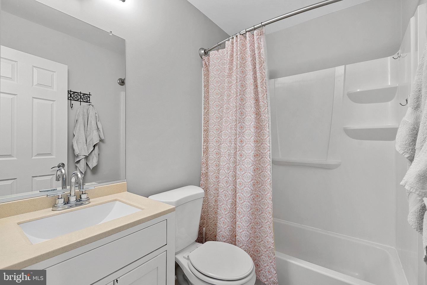 39857 THOMAS MILL RD, LEESBURG, Virginia 20175, 4 Bedrooms Bedrooms, ,2 BathroomsBathrooms,Residential,For sale,39857 THOMAS MILL RD,VALO2114180 MLS # VALO2114180