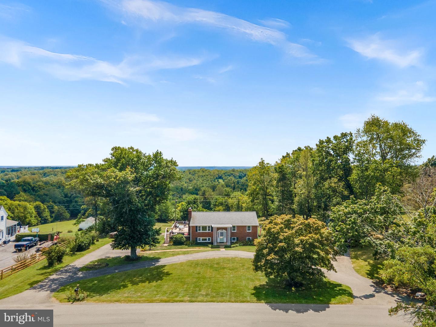 39857 THOMAS MILL RD, LEESBURG, Virginia 20175, 4 Bedrooms Bedrooms, ,2 BathroomsBathrooms,Residential,For sale,39857 THOMAS MILL RD,VALO2114180 MLS # VALO2114180