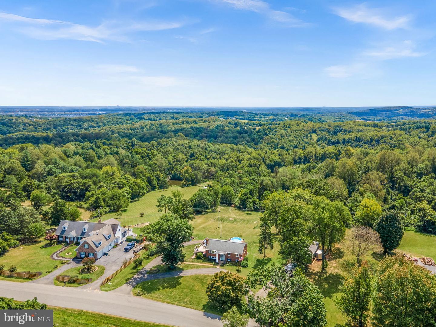 39857 THOMAS MILL RD, LEESBURG, Virginia 20175, 4 Bedrooms Bedrooms, ,2 BathroomsBathrooms,Residential,For sale,39857 THOMAS MILL RD,VALO2114180 MLS # VALO2114180