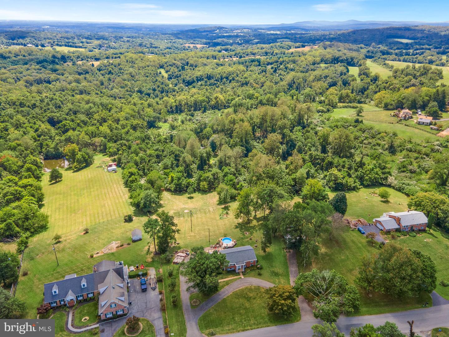 39857 THOMAS MILL RD, LEESBURG, Virginia 20175, 4 Bedrooms Bedrooms, ,2 BathroomsBathrooms,Residential,For sale,39857 THOMAS MILL RD,VALO2114180 MLS # VALO2114180