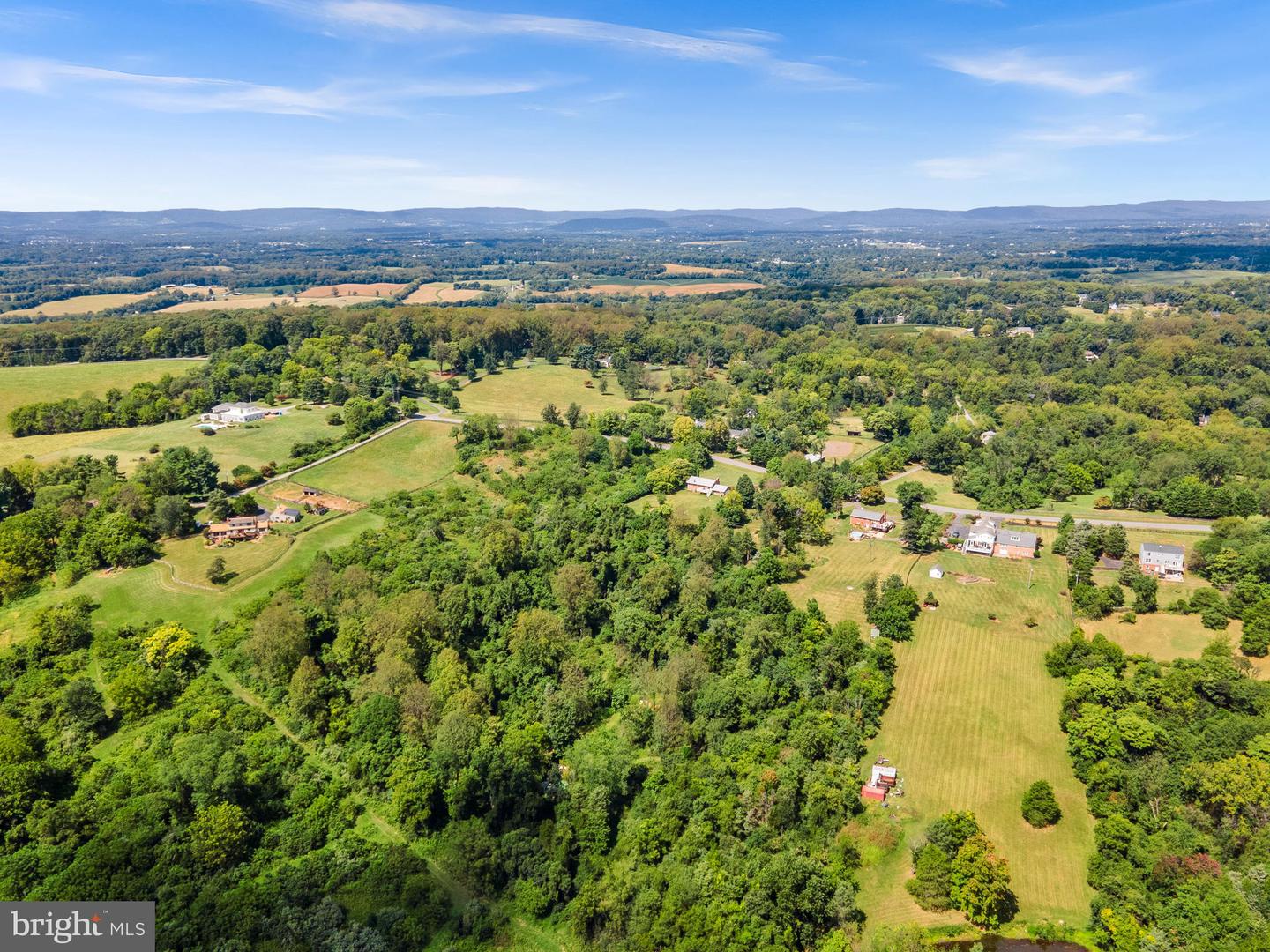 39857 THOMAS MILL RD, LEESBURG, Virginia 20175, 4 Bedrooms Bedrooms, ,2 BathroomsBathrooms,Residential,For sale,39857 THOMAS MILL RD,VALO2114180 MLS # VALO2114180