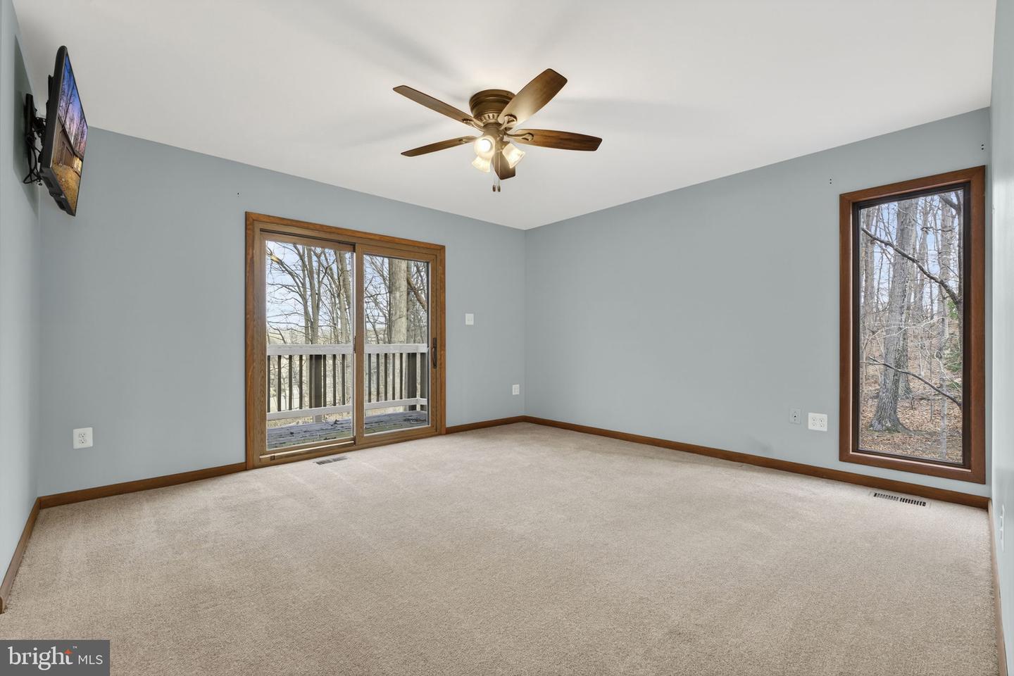 6030 SNOW MOUNTAIN RD, BROAD RUN, Virginia 20137, 4 Bedrooms Bedrooms, ,3 BathroomsBathrooms,Residential,For sale,6030 SNOW MOUNTAIN RD,VAFQ2020172 MLS # VAFQ2020172