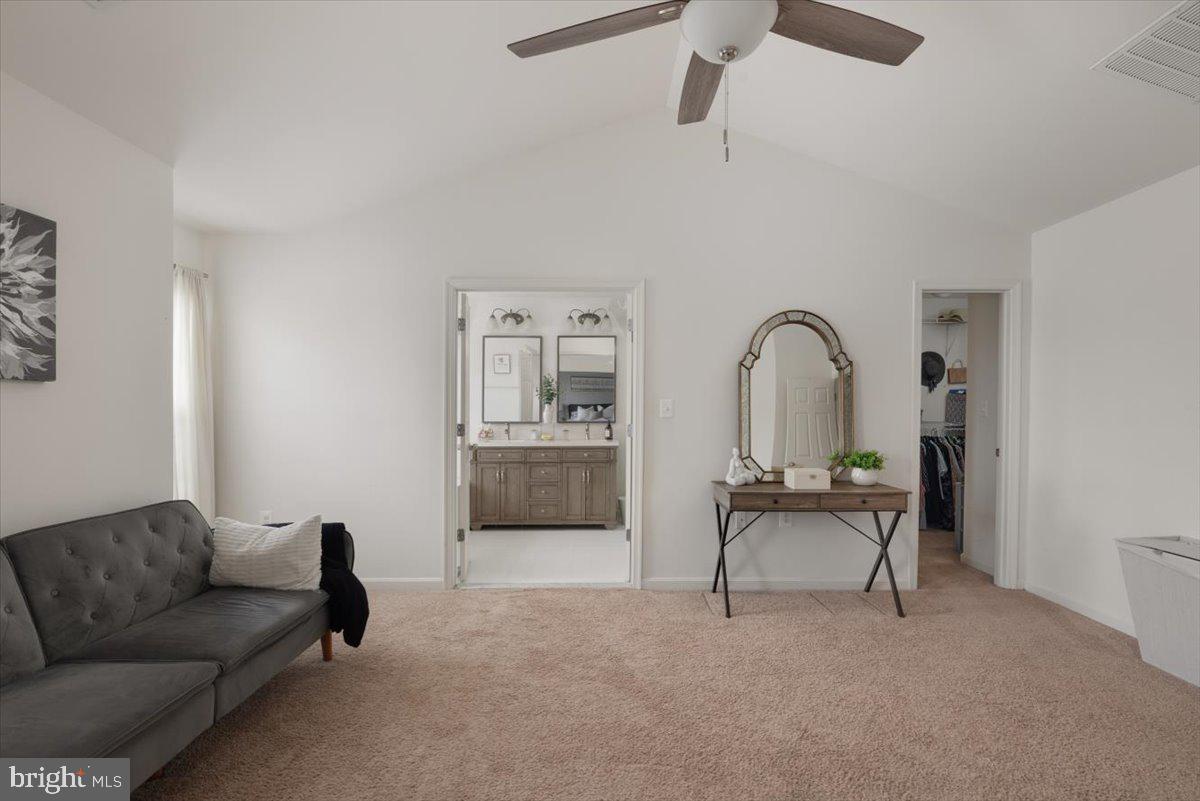 17670 CLEVELAND PARK DR, ROUND HILL, Virginia 20141, 4 Bedrooms Bedrooms, ,2 BathroomsBathrooms,Residential,For sale,17670 CLEVELAND PARK DR,VALO2114252 MLS # VALO2114252