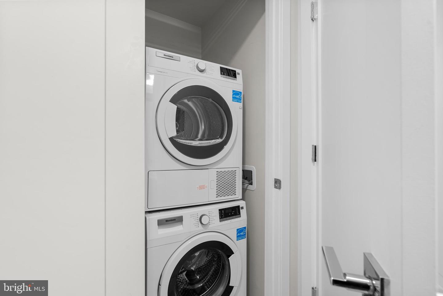 1211 VAN ST SE #404, WASHINGTON, District Of Columbia 20003, ,1 BathroomBathrooms,Residential,For sale,1211 VAN ST SE #404,DCDC2242236 MLS # DCDC2242236