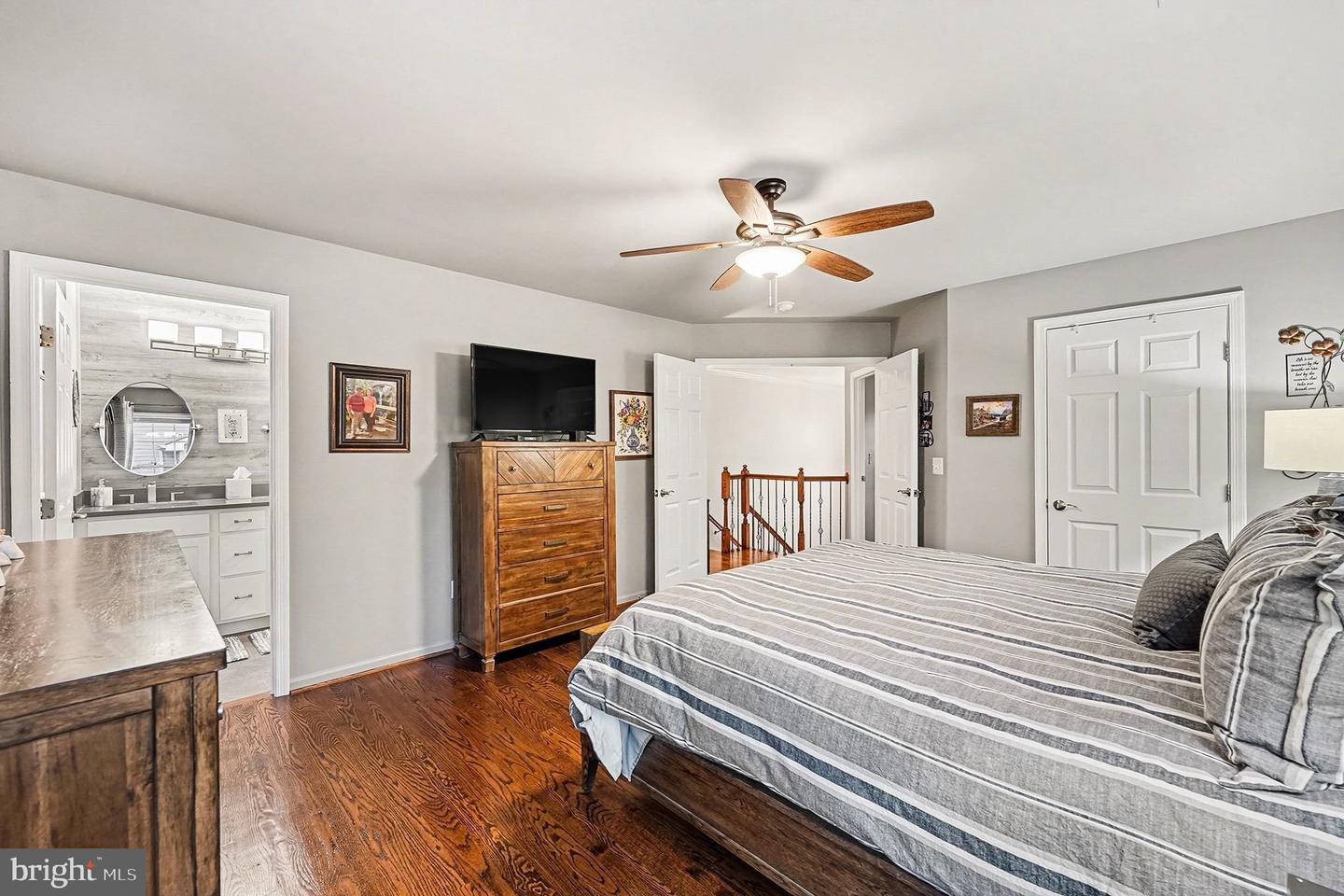 6465 COLONIAL VILLAGE LOOP, MANASSAS, Virginia 20112, 4 Bedrooms Bedrooms, ,3 BathroomsBathrooms,Residential,For sale,6465 COLONIAL VILLAGE LOOP,VAPW2110886 MLS # VAPW2110886