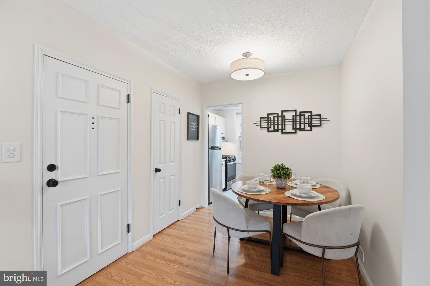 234 N THOMAS ST #234-4, ARLINGTON, Virginia 22203, 2 Bedrooms Bedrooms, ,1 BathroomBathrooms,Residential,For sale,234 N THOMAS ST #234-4,VAAR2067946 MLS # VAAR2067946