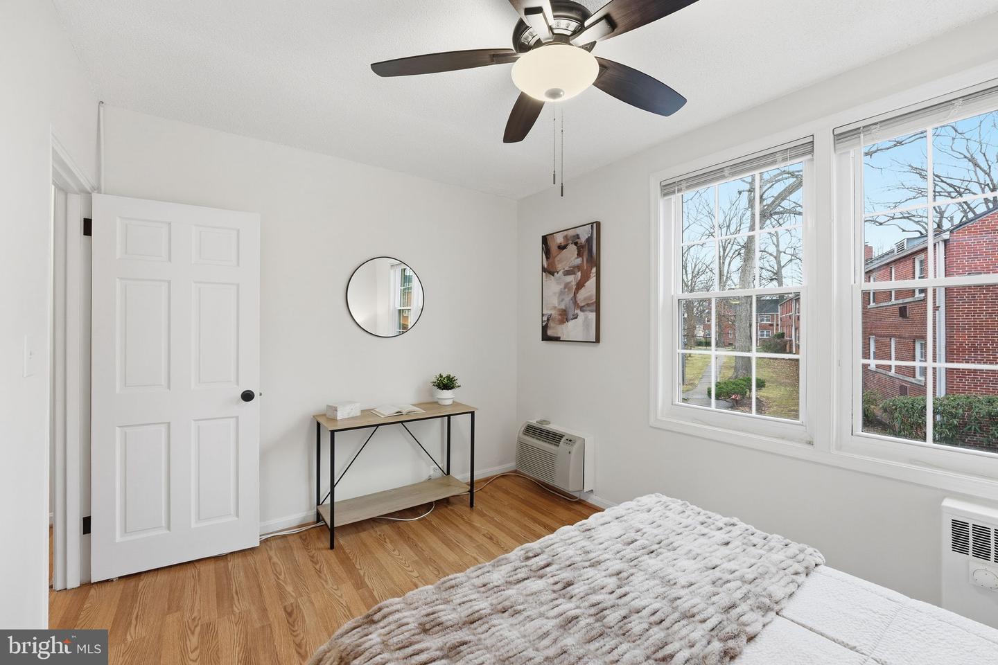 234 N THOMAS ST #234-4, ARLINGTON, Virginia 22203, 2 Bedrooms Bedrooms, ,1 BathroomBathrooms,Residential,For sale,234 N THOMAS ST #234-4,VAAR2067946 MLS # VAAR2067946